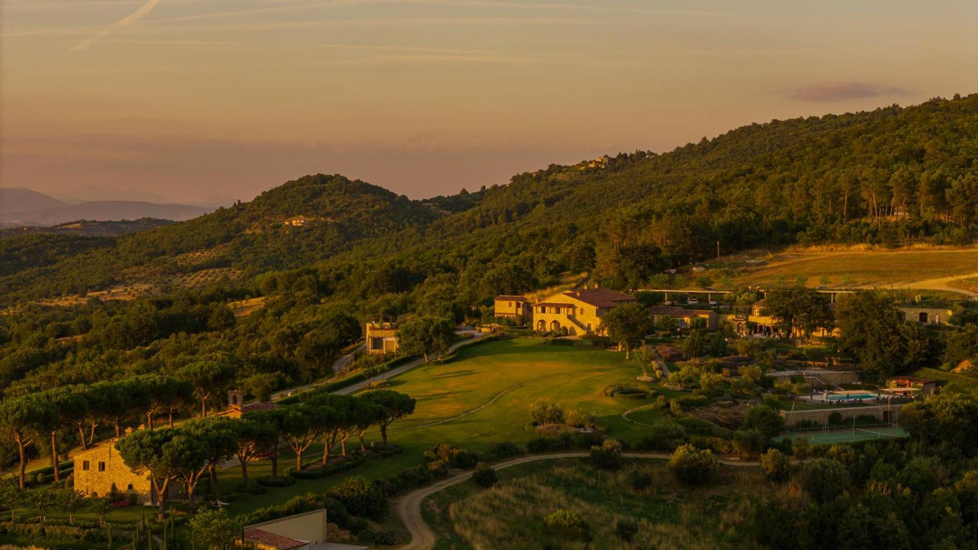 Вилла I Borghi Dell'Eremo Piegaro  Экстерьер фото